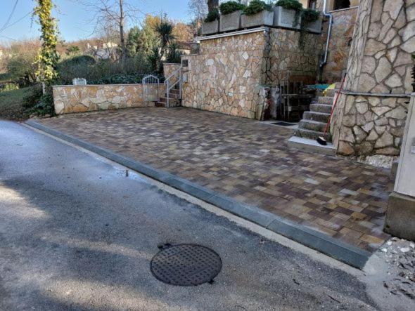 Vila Breskvar Mugeba Exteriér fotografie